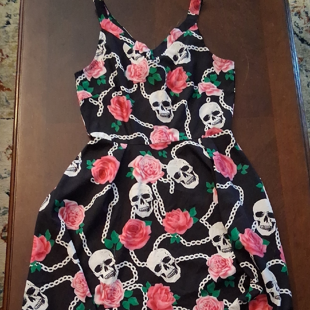 Black and Pink Backless V-Neck Sundress